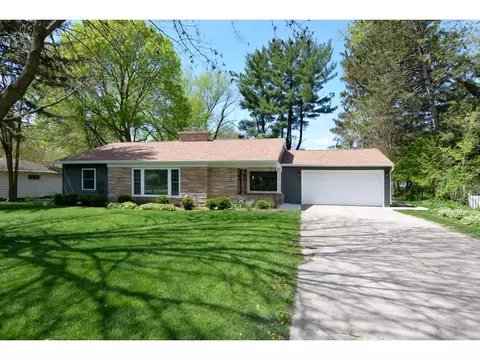 1700 Indian Rd, Beloit, WI 53511