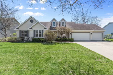 3810 Woodstone Dr, Madison, WI 53719