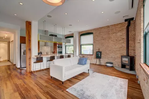 123 N Blount St #307, Madison, WI 53703