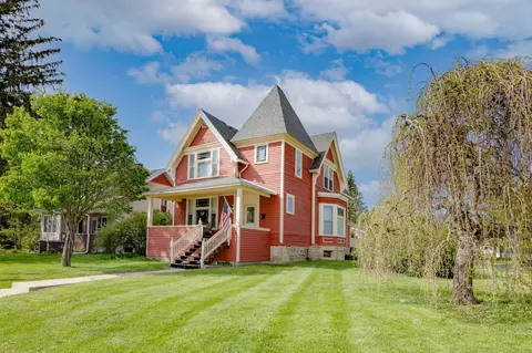 300 Madison Ave, Fort Atkinson, WI 53538