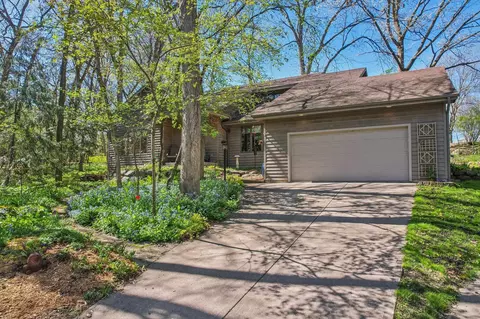 5 Valhalla Ct, Madison, WI 53719