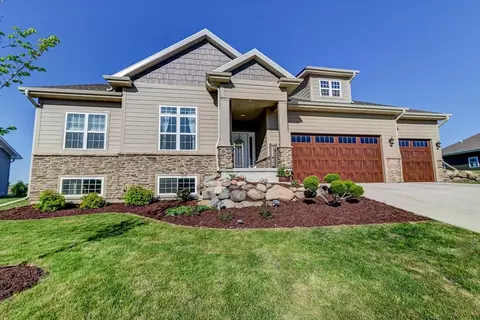 6609 Warner Farm Dr, Deforest, WI 53532