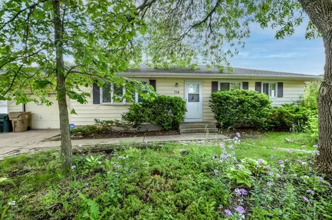 714 Flora Ln, Madison, WI 53714