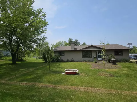 415 N Harvard Ave, Endeavor, WI 53930
