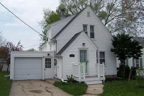 130 Brandon St, Waupun, WI 53963