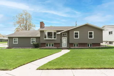701 Beekman St, Waupun, WI 53963