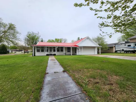 320 W Nebraska St, Muscoda, WI 53573