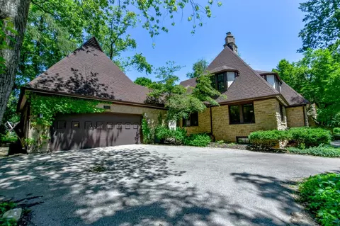 3602 Blackhawk Dr, Madison, WI 53705