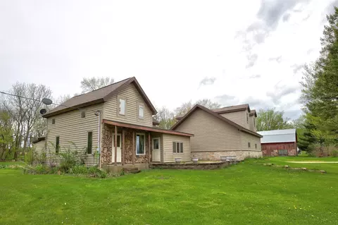W5009 Cowgill Road, Rio, WI 53960