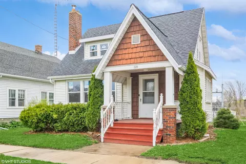 328 N Ludington St, Columbus, WI 53925