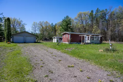 w5571 Oakdale Drive, New Lisbon, WI 53950