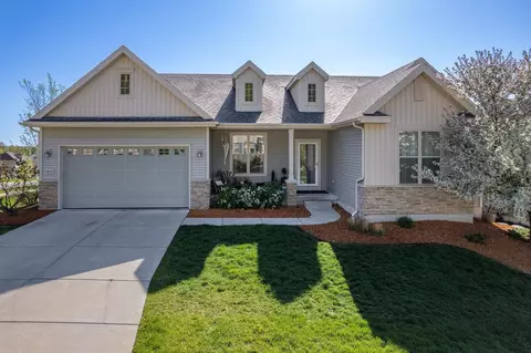 4419 Misty Valley Dr, Middleton, WI 53562