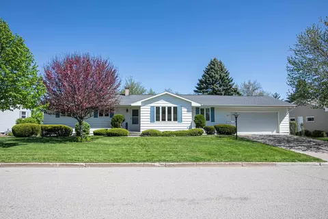 635 W Linden St, Lancaster, WI 53813