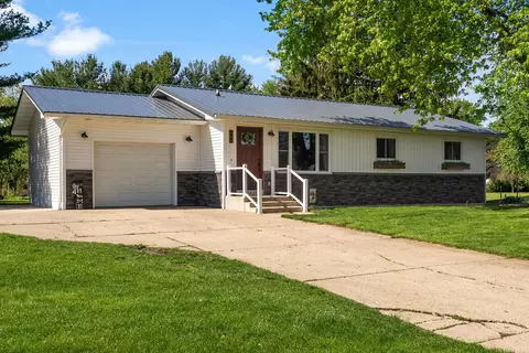 220 E Rime St, Orfordville, WI 53576