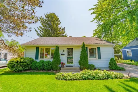 575 Glen Dr, Madison, WI 53711