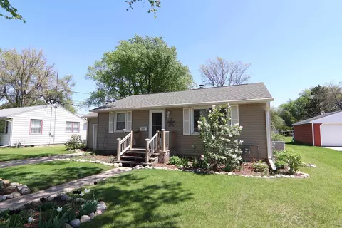 1239 Bouchard Ave, Janesville, WI 53546