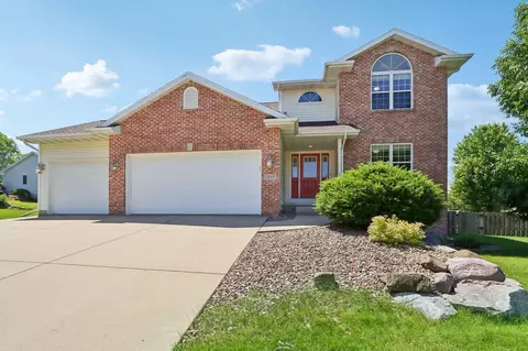 1989 Stonehaven Dr, Sun Prairie, WI 53590