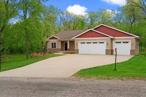 18675 Ibsen Rd, Sparta, WI 54656