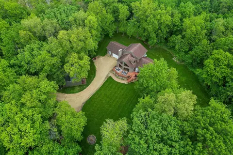 1774 Ellen Ln, Stoughton, WI 53589