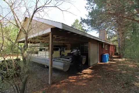 n1402 3rd Lane, Coloma, WI 54930
