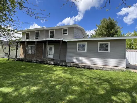 61890 County Rd N, Prairie Du Chien, WI 53821
