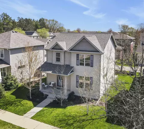 8873 Sunstone Ln, Middleton, WI 53562