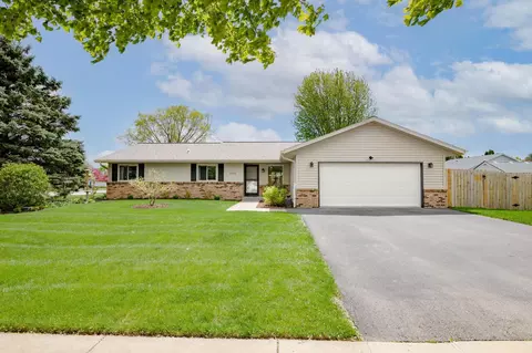 3516 Curry Ln, Janesville, WI 53546
