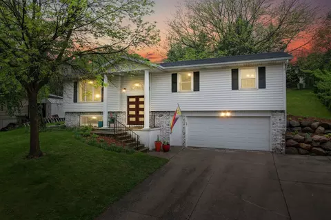 10 La Crescenta Cir, Madison, WI 53716