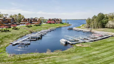1826 Parkland Dr # -3, Arkdale, WI 54613