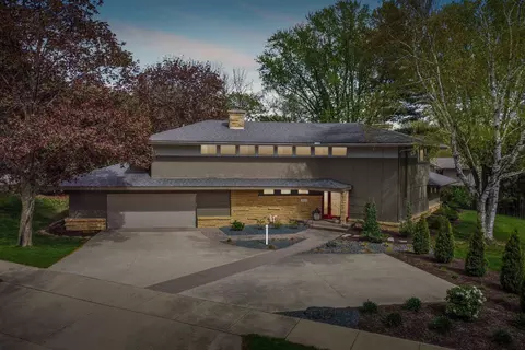 501 San Juan Trl, Madison, WI 53705