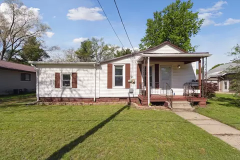 1703 1st Center Ave, Brodhead, WI 53520