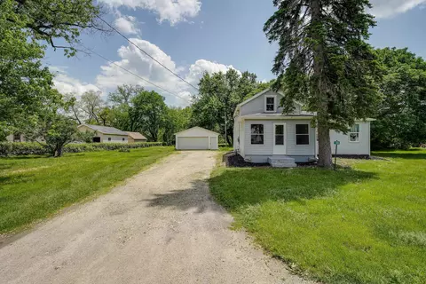 584 Edgerton Rd, Edgerton, WI 53534