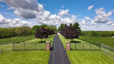 5067 Highway 151, Platteville, WI 53818