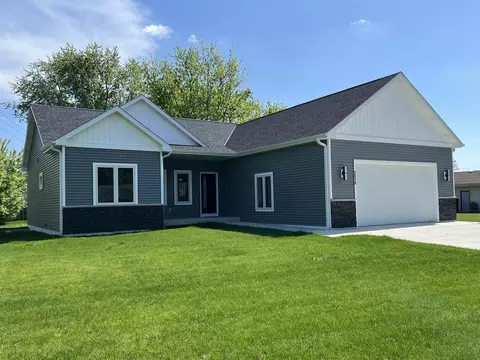2618 Sauk Dr, Janesville, WI 53545