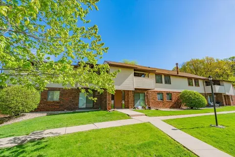 841 N Gammon Rd #F, Madison, WI 53717