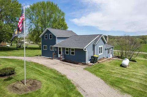 401 Furnace St, La Valle, WI 53941
