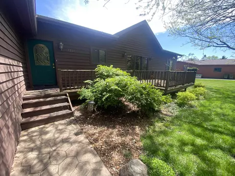 w8537 White Crow Road, Fort Atkinson, WI 53538