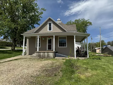 506 N Level St, Dodgeville, WI 53533