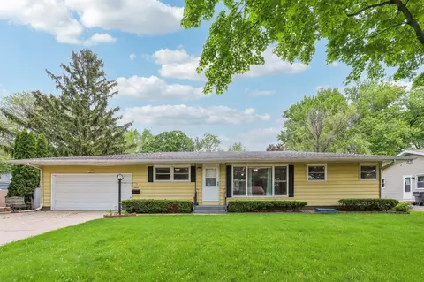 403 Frost Woods Rd, Monona, WI 53716