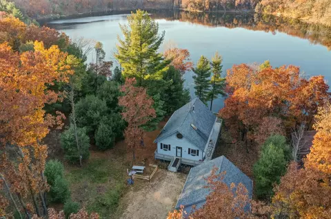 w7988 Glacier Lane, Oxford, WI 53952