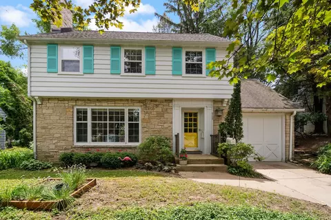 2705 Chamberlain Ave, Madison, WI 53705