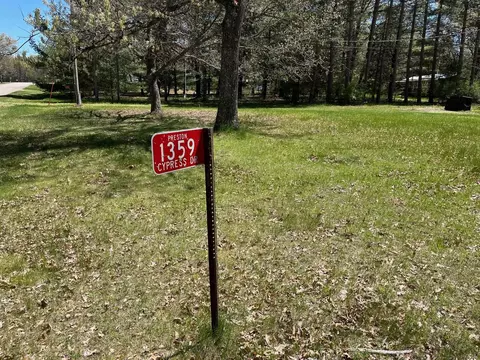 1359 Cypress Dr, Friendship, WI 53934