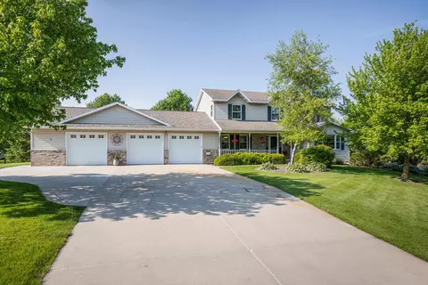 2684 Sylver Ridge Ln, Sun Prairie, WI 53590