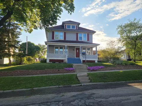 112 Beaver St, Beaver Dam, WI 53916