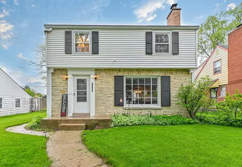 3355 S 47th St, Greenfield, WI 53219