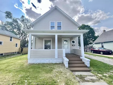 1142 10th St, Beloit, WI 53511