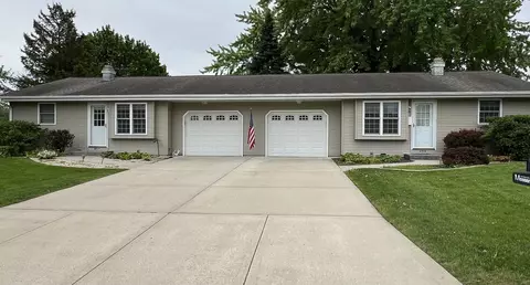 2716-2718 Black Bridge Rd, Janesville, WI 53545