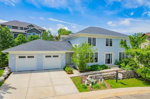 6739 N Chickahauk Trl, Middleton, WI 53562