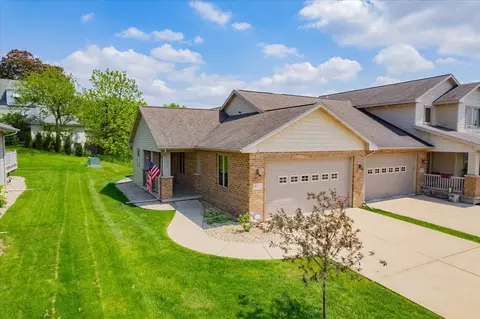 815 Berry St, Stoughton, WI 53589