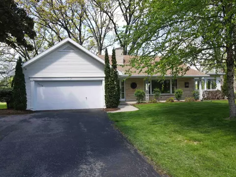 6519 Chestnut Dr, Windsor, WI 53598